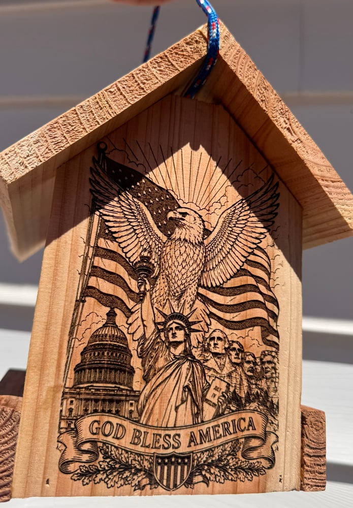 USA 250 Laser Engraved Bird Feeder